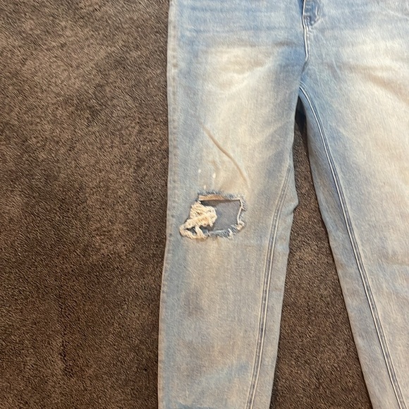 Woman Vervet jeans cuffed and distressed- plus size - Picture 2 of 4